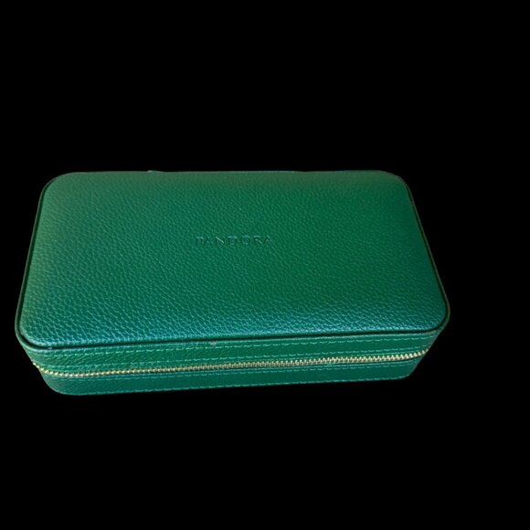 Pandora Jewelry - Pandora Limited Edition Green Leather Jewelry Organizer Travel Box No Strap